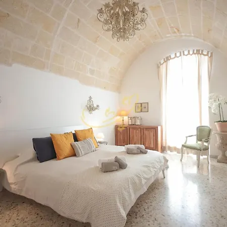 Td Casa Altomare With Terrace Over Historic Center *
