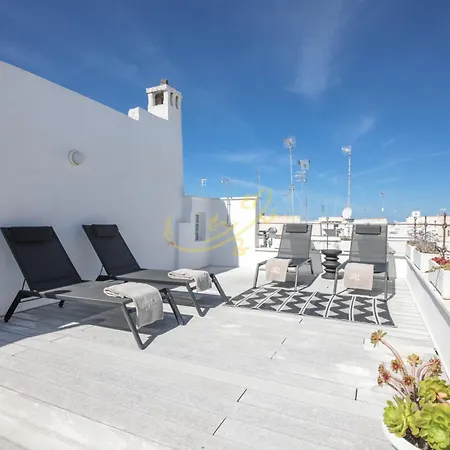Td Casa Altomare W Terrace Over Historic Center * Монополи